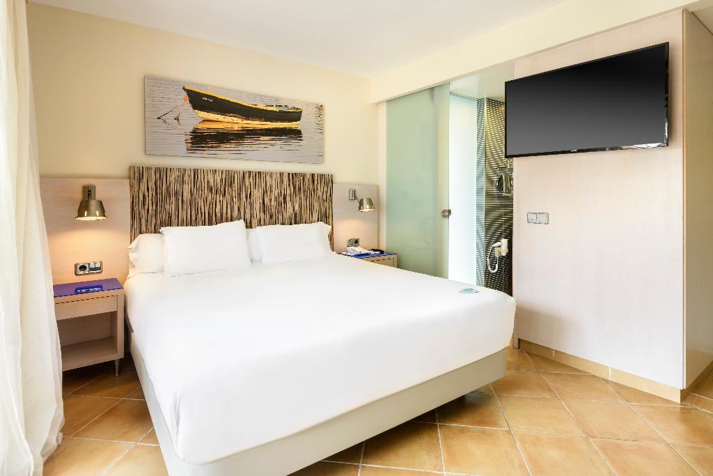 Occidental Menorca photo 70