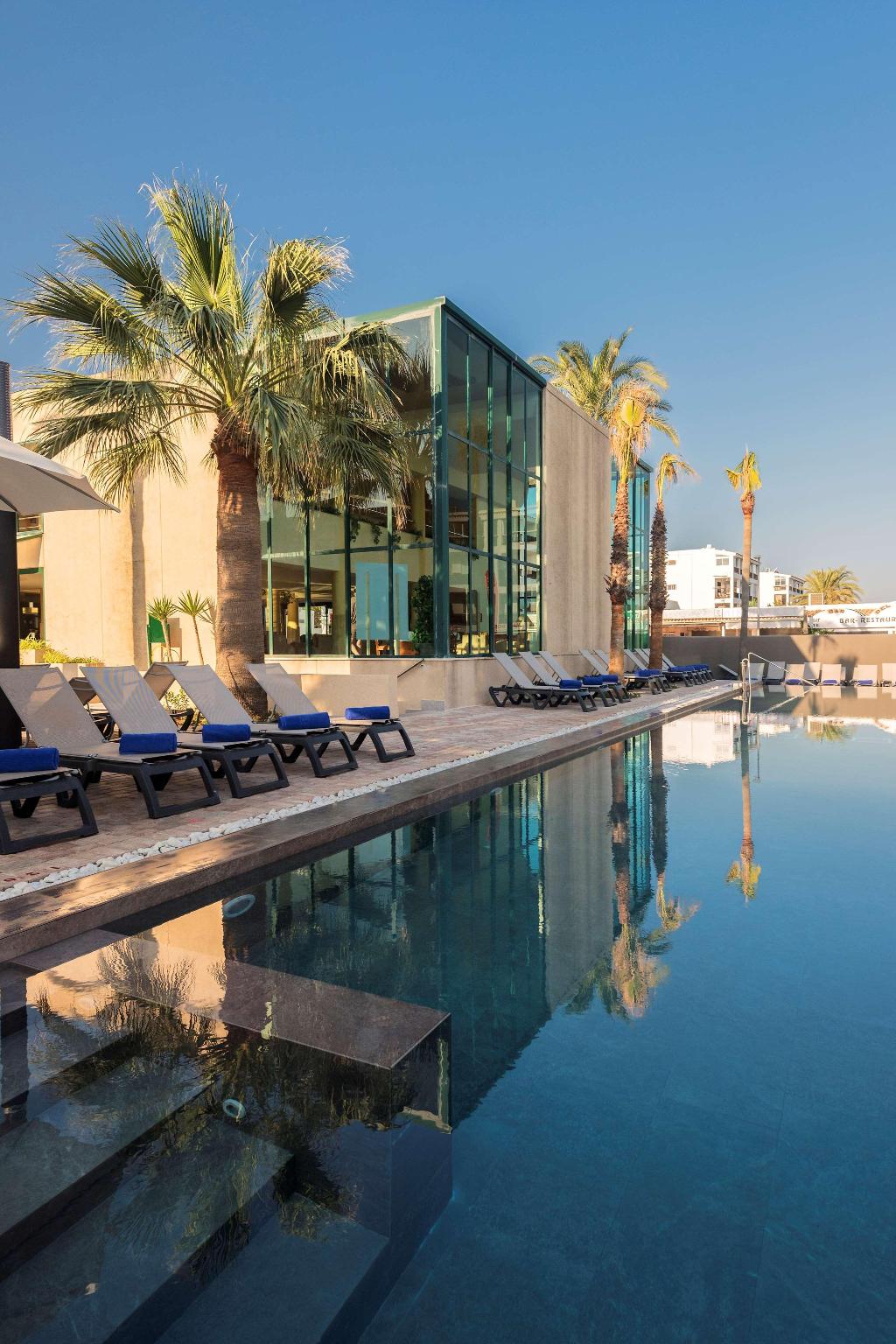 hotel-thumb