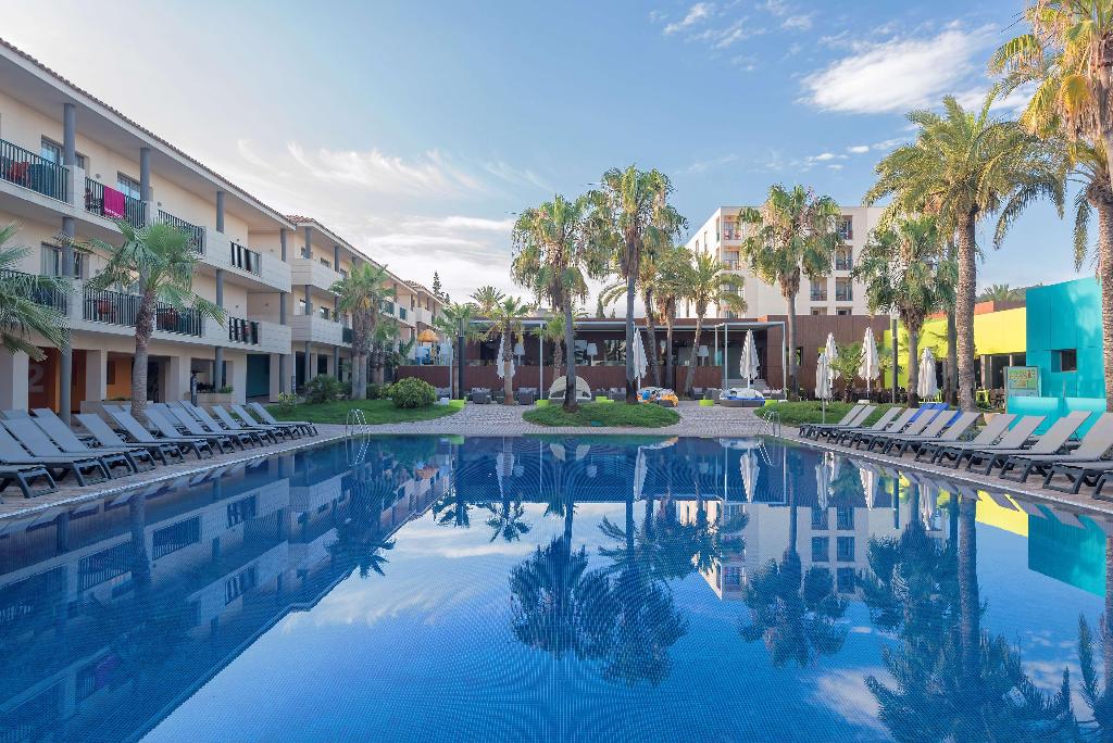 hotel-thumb