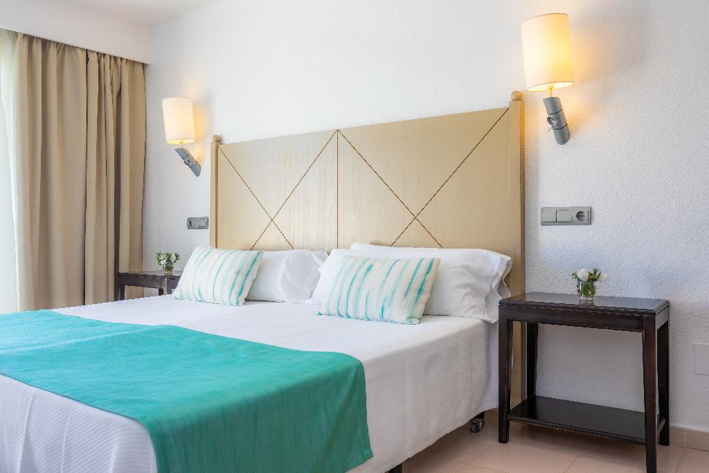 Blau Punta Reina Resort