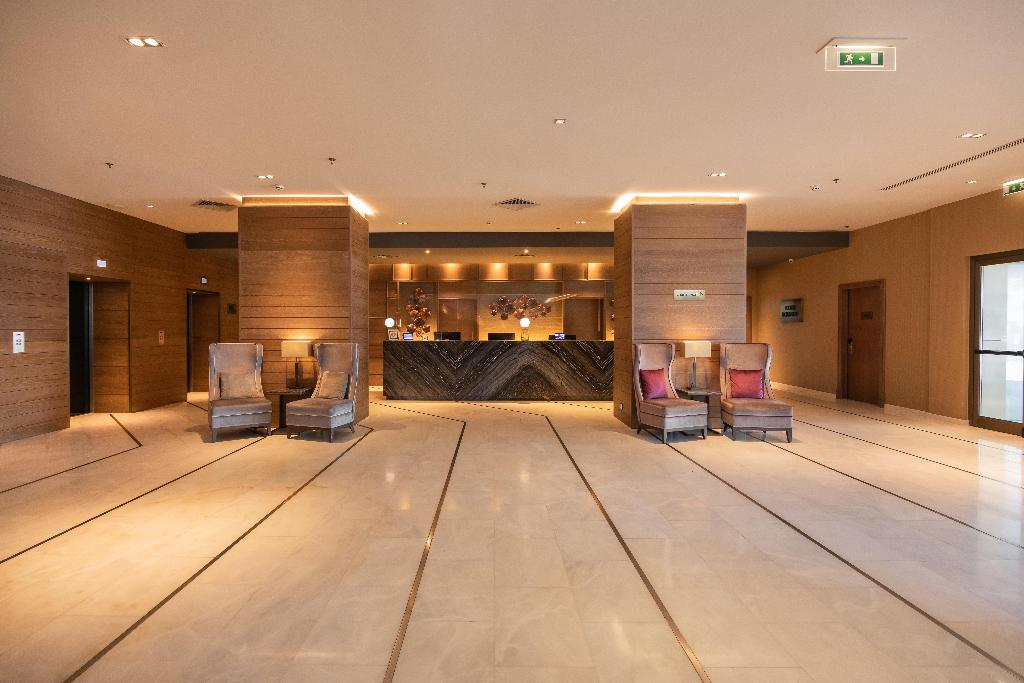 Imagem da galeria de Crowne Plaza Porto