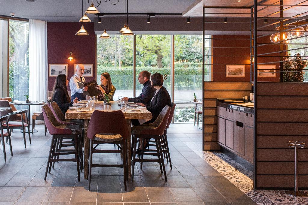 Imagem da galeria de Crowne Plaza Porto