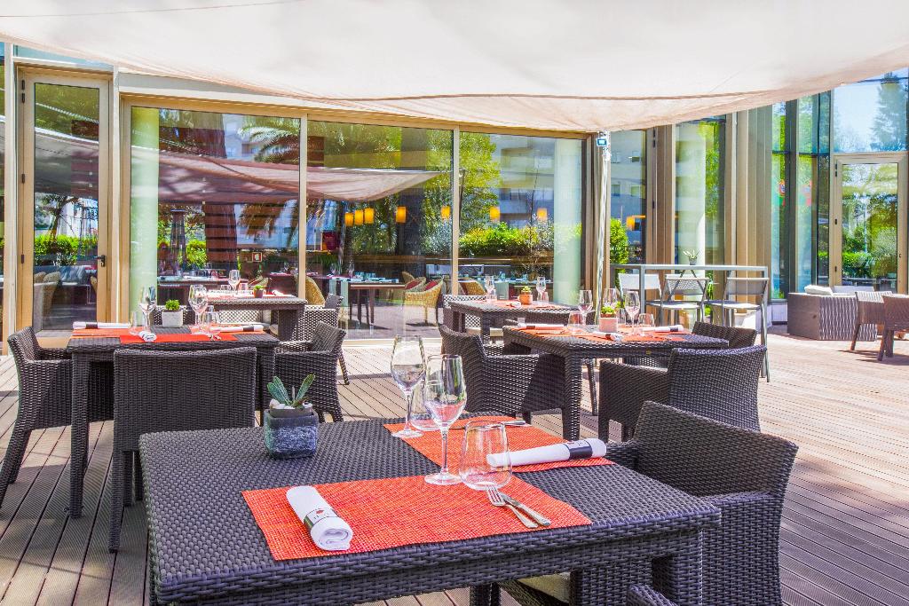 Imagem da galeria de Crowne Plaza Porto