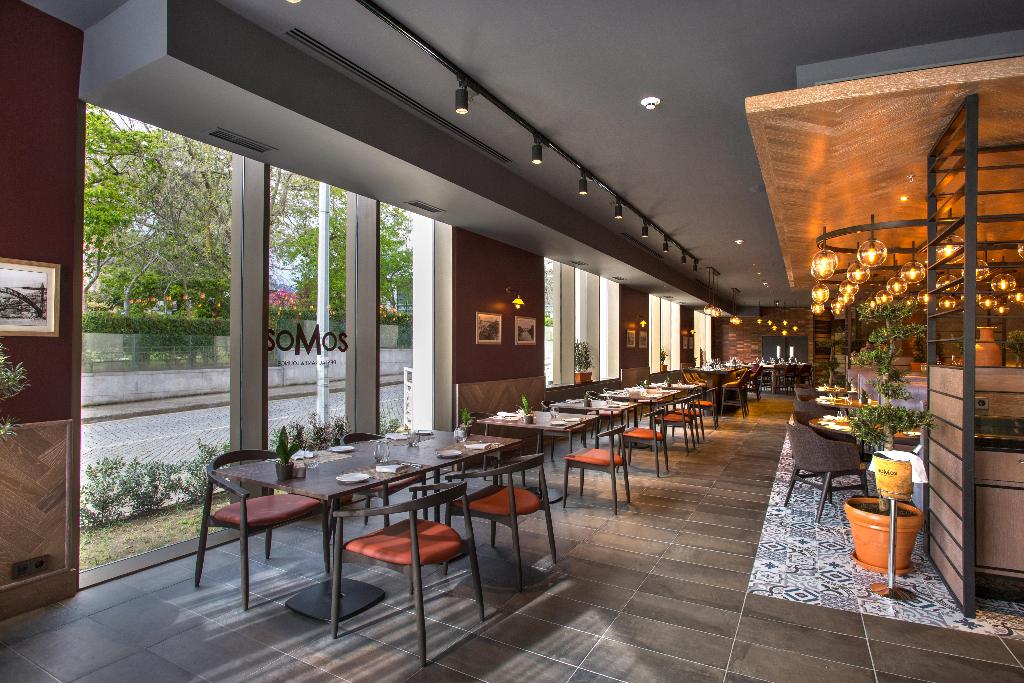 Imagem da galeria de Crowne Plaza Porto
