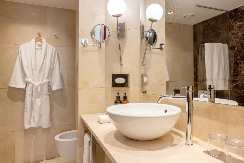 Imagem da galeria de Crowne Plaza Porto