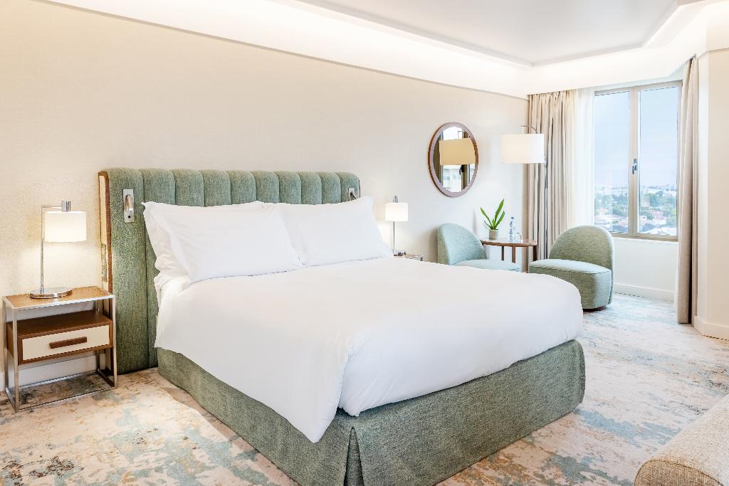 Imagem da galeria de Crowne Plaza Porto