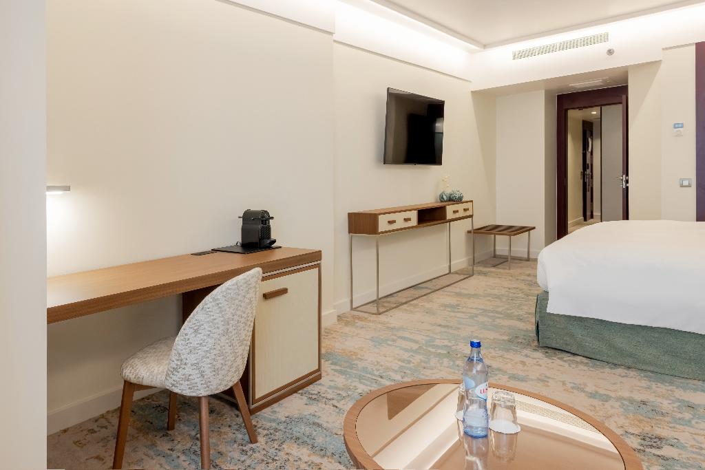 Imagem da galeria de Crowne Plaza Porto