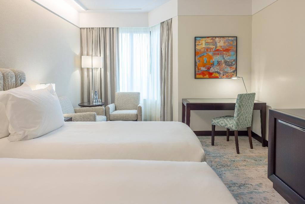 Imagem da galeria de Crowne Plaza Porto