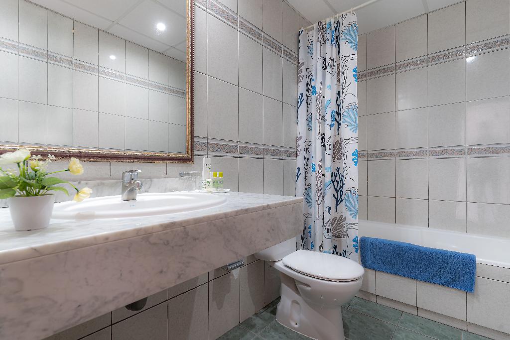 Suite Hotel Montana Club