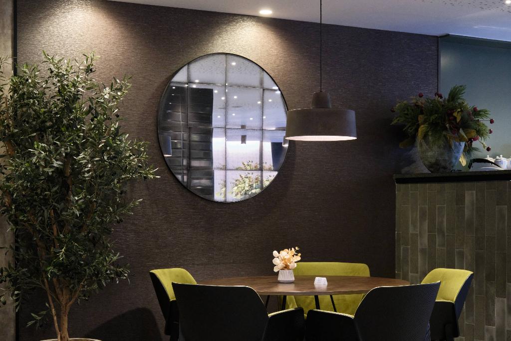 Hotel Catalonia Park Guell, Spanien, Barcelona. Großes 1