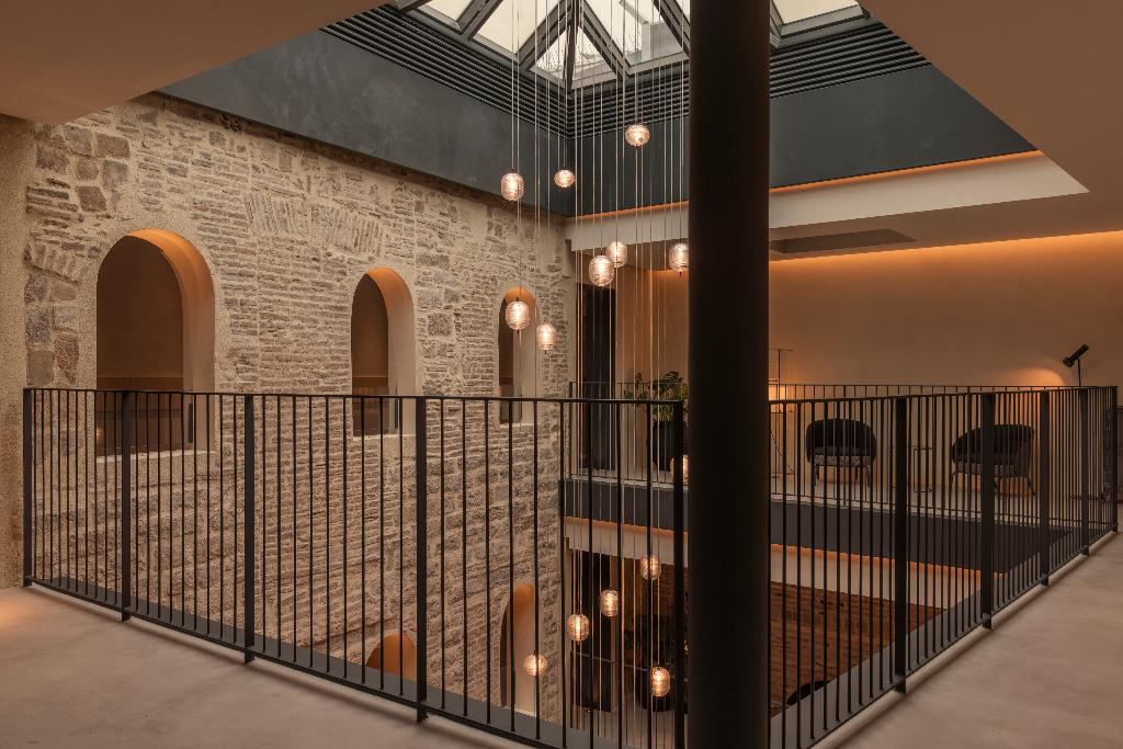 Gran Hotel Barcino 4*S