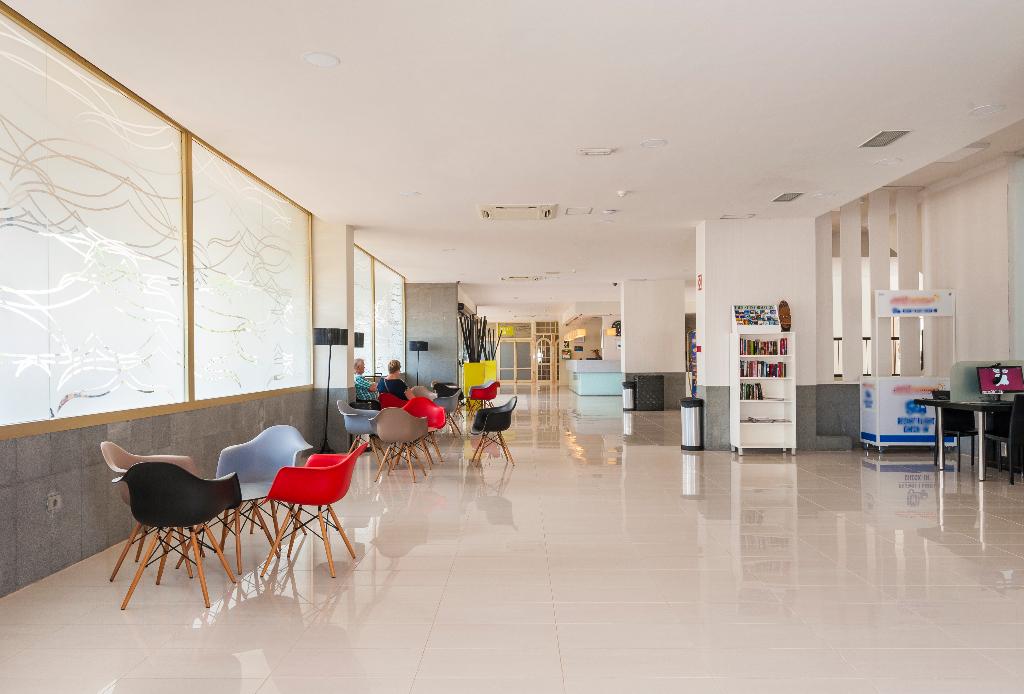 Hotel KN Columbus Aparthotel, Spanien, Playa de Las Américas. Großes 2