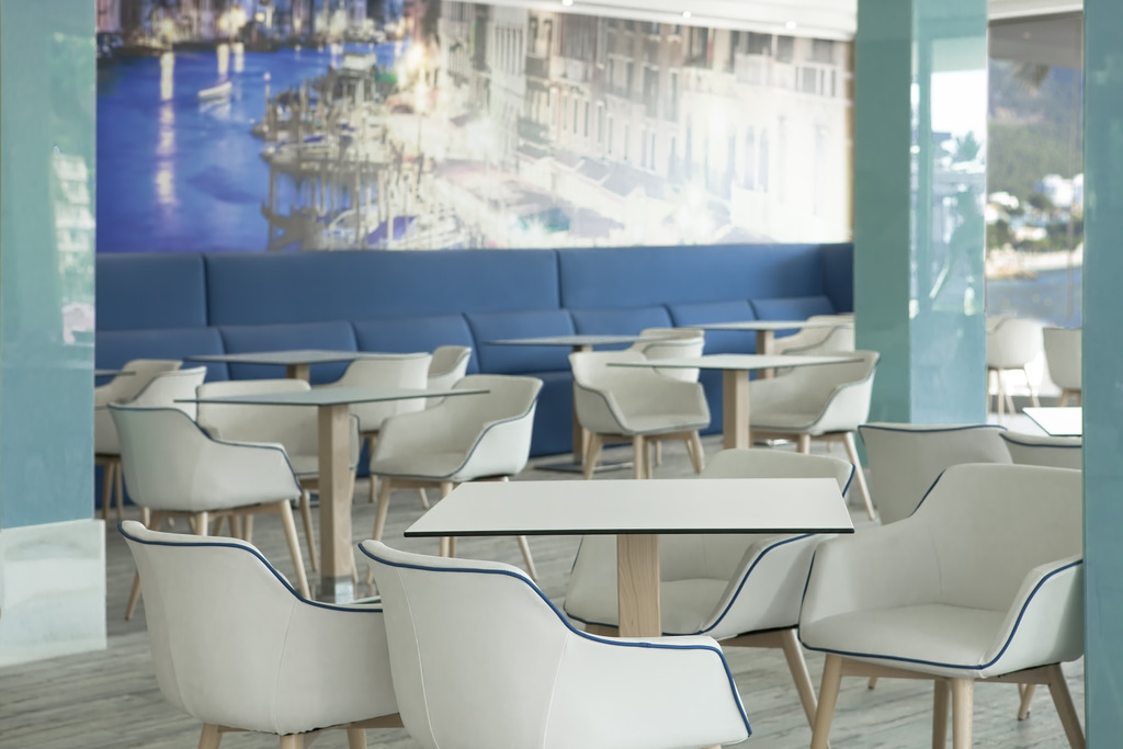 Hotel Seramar Comodoro Playa, Spanien, Palma Nova. Großes 2