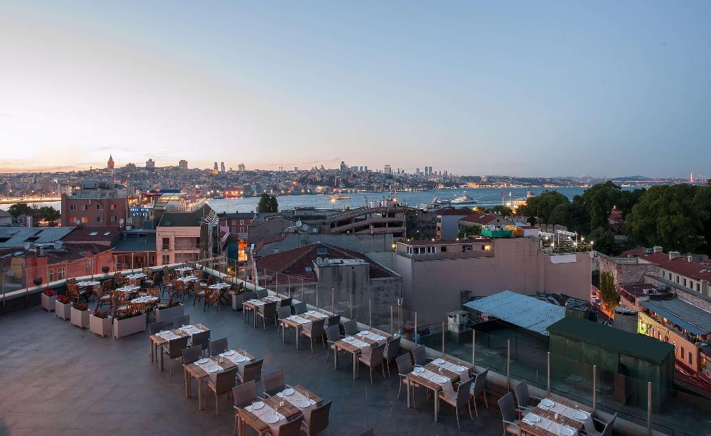 Doubletree By Hilton Istanbul Sirkeci
