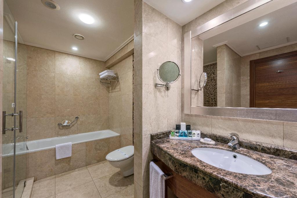 Doubletree By Hilton Istanbul Sirkeci