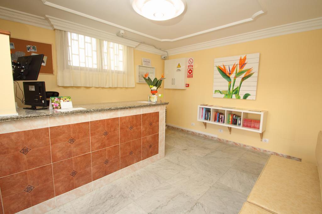 Hotel Apartamentos Strelitzias, Spanien, Playa del Ingles. Großes 2