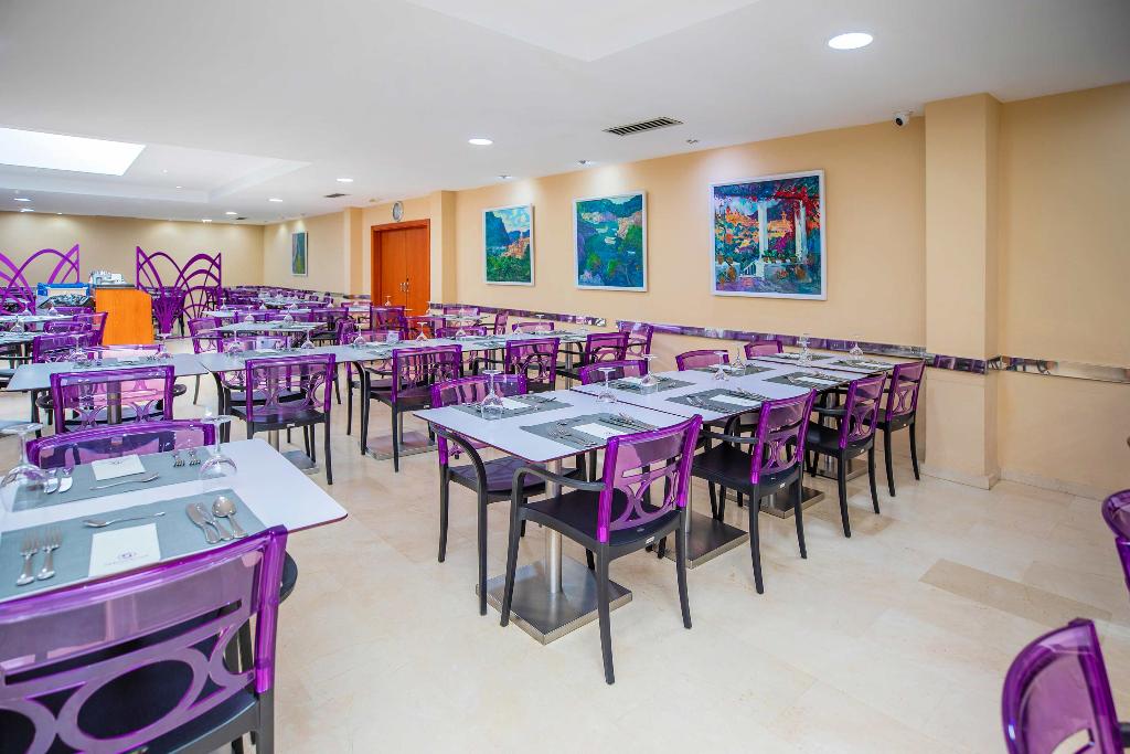 Hotel Servigroup Pueblo Benidorm, Spanien, Benidorm. Großes 2