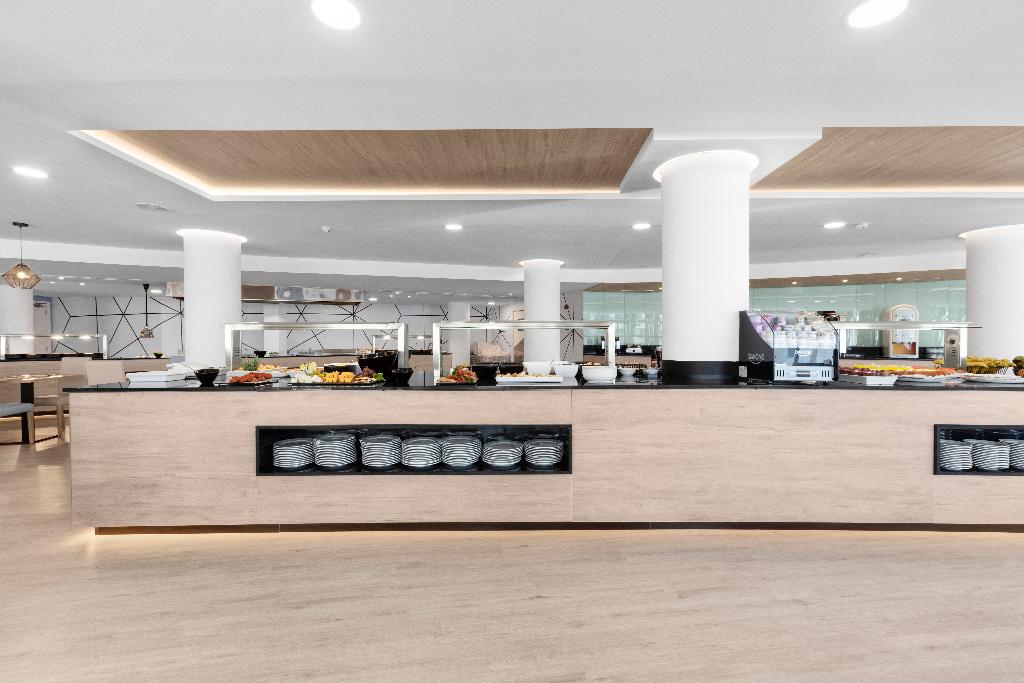 Hotel Palmanova Suites by TRH, Spanien, Magaluf. Großes 2