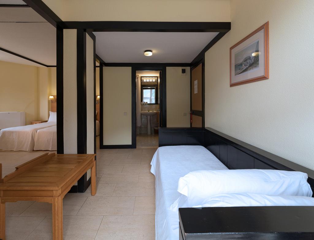Baia Madeira Hotel