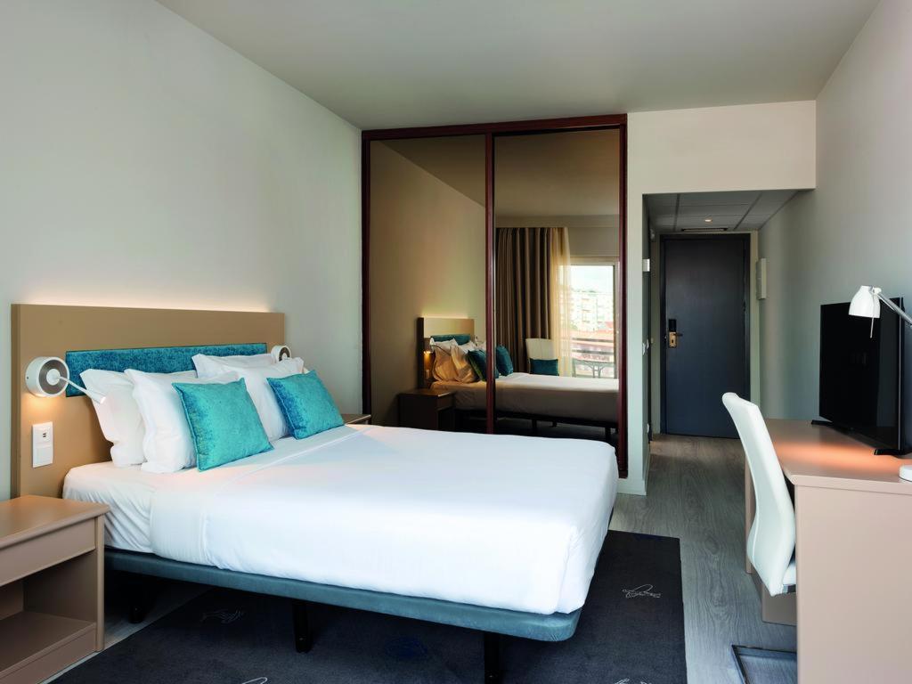 Tryp Lisboa Caparica Mar Hotel