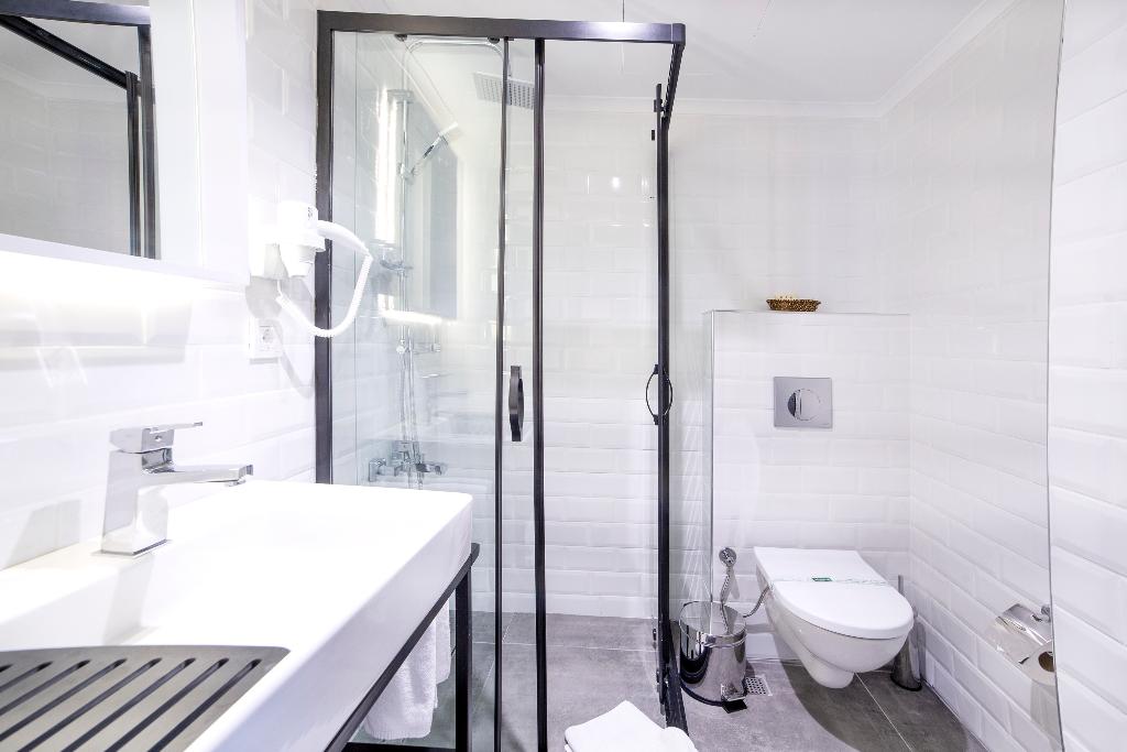 Barin Hotel