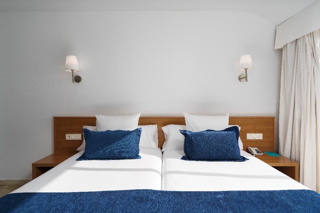 Hotel AluaSun Lago Rojo, Spanien, Torremolinos. Großes 21