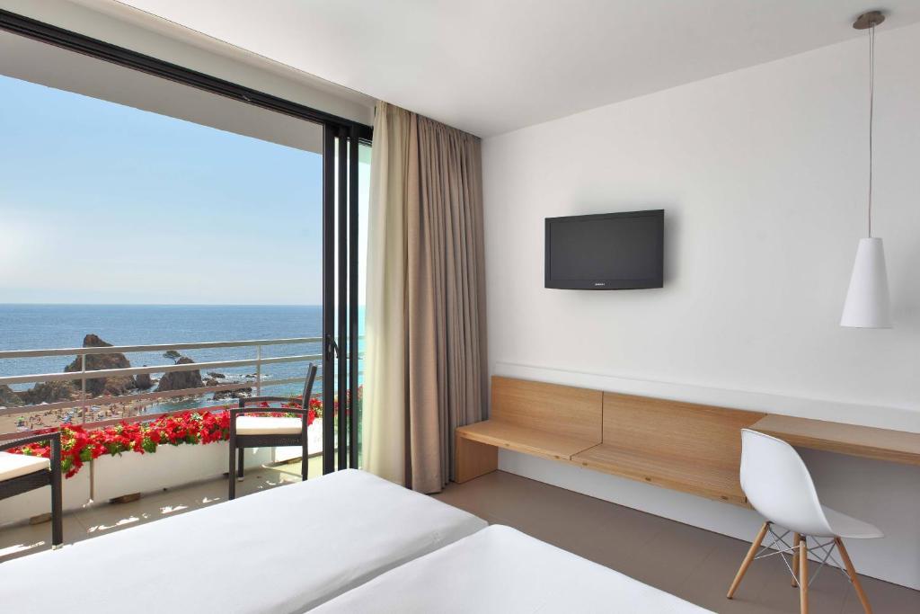 Gran Hotel Reymar photo 39