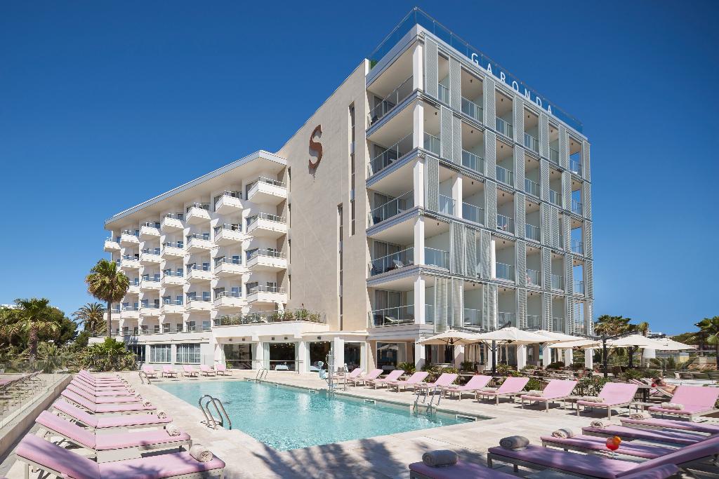 Pure Salt Garonda - Adults Only