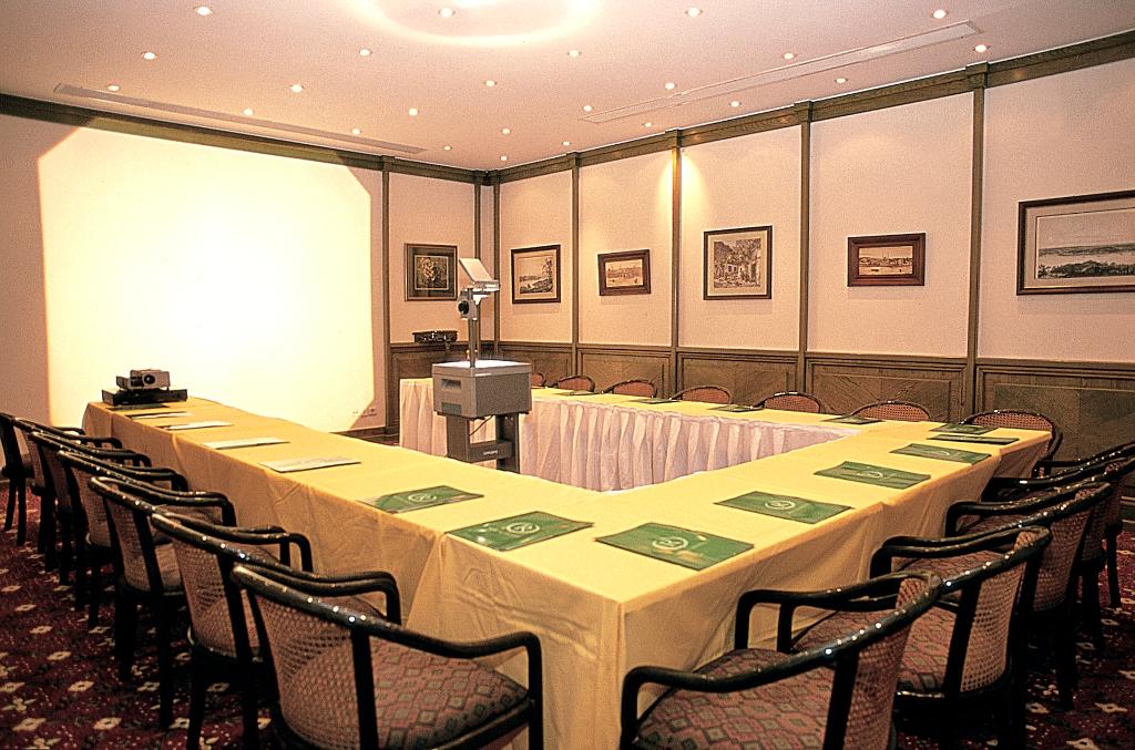 Istanbul Royal Hotel