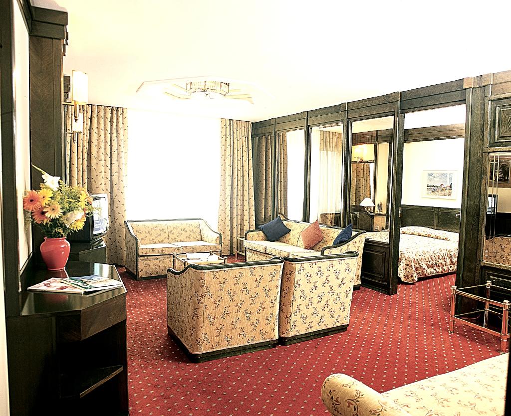 Istanbul Royal Hotel