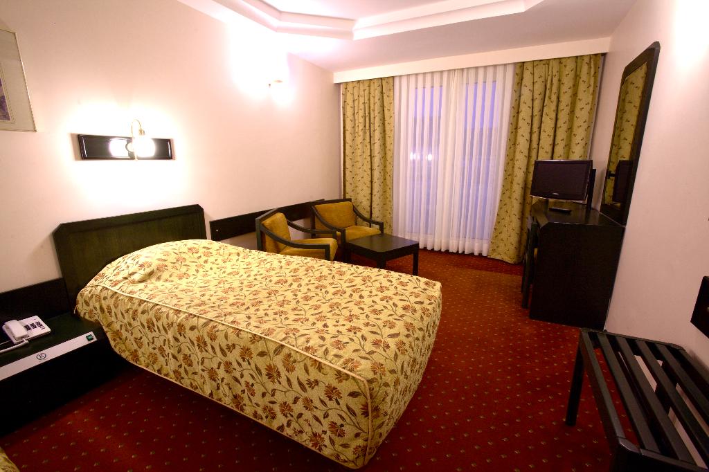 Istanbul Royal Hotel