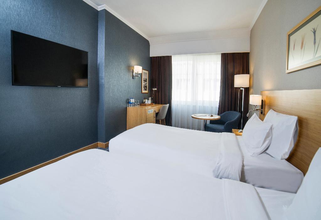 hotel-thumb