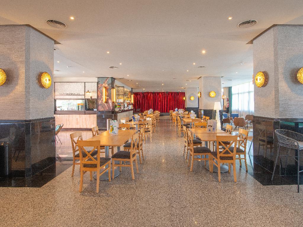 Hotel Apartahotel Fuengirola Beach, Spanien, Fuengirola. Großes 2