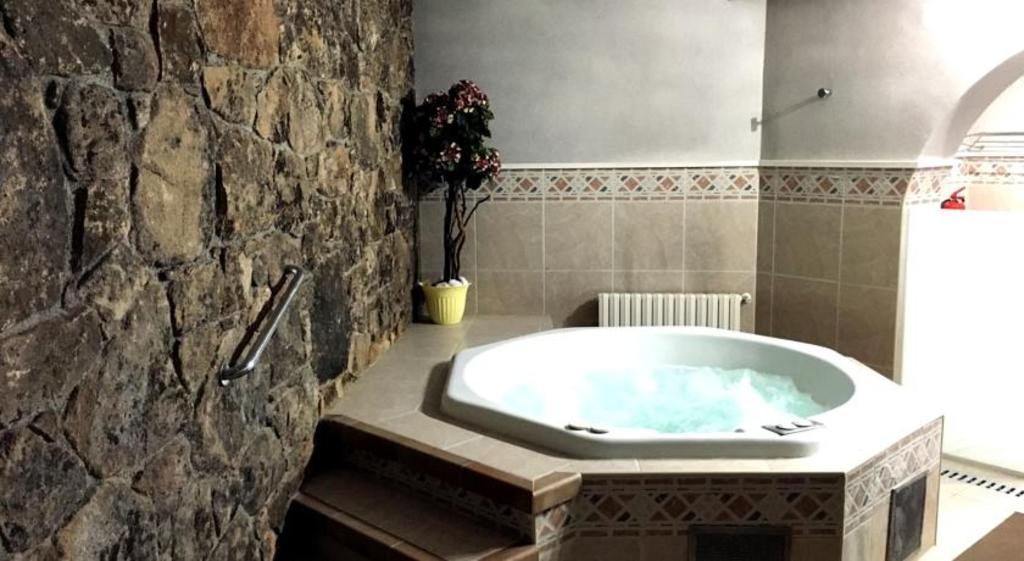 Hotel Oros - Sports and Entertainment