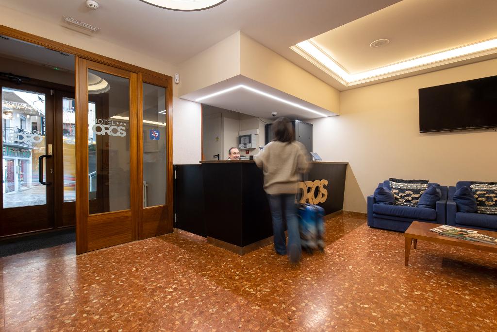 Hotel Oros - Lobby