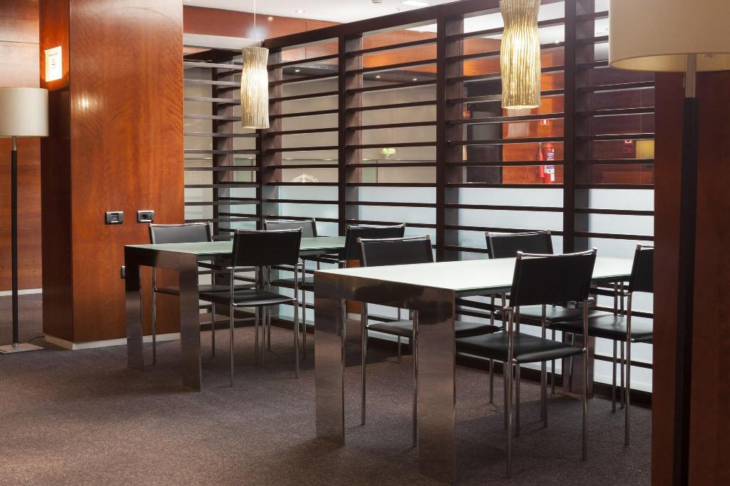 Ac Hotel Leon San Antonio