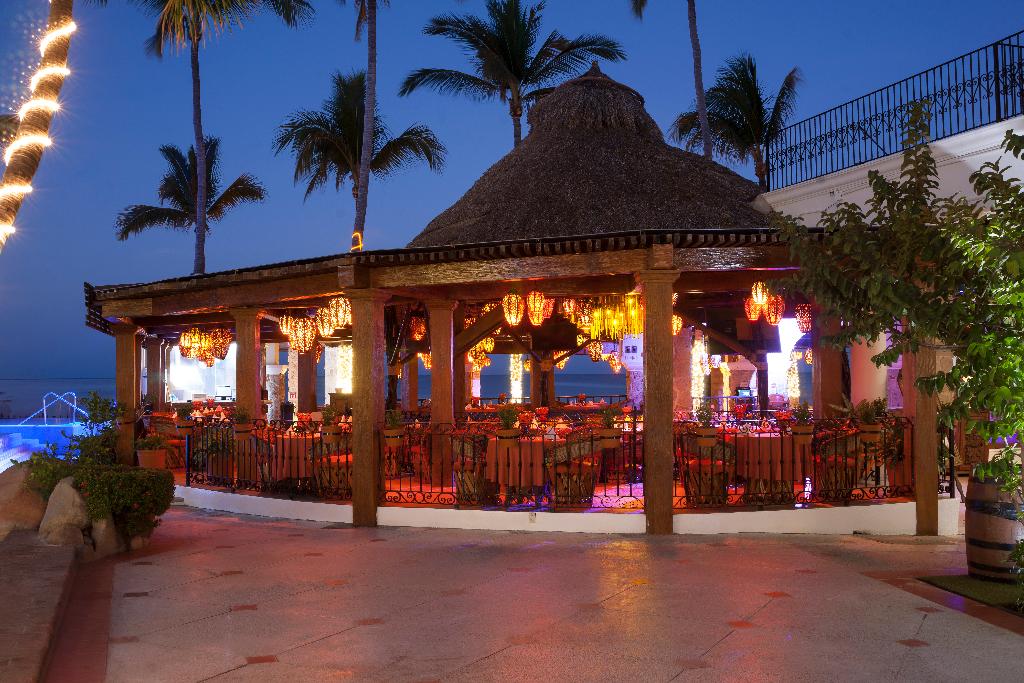 Playa Los Arcos Hotel Beach Resort & Spa