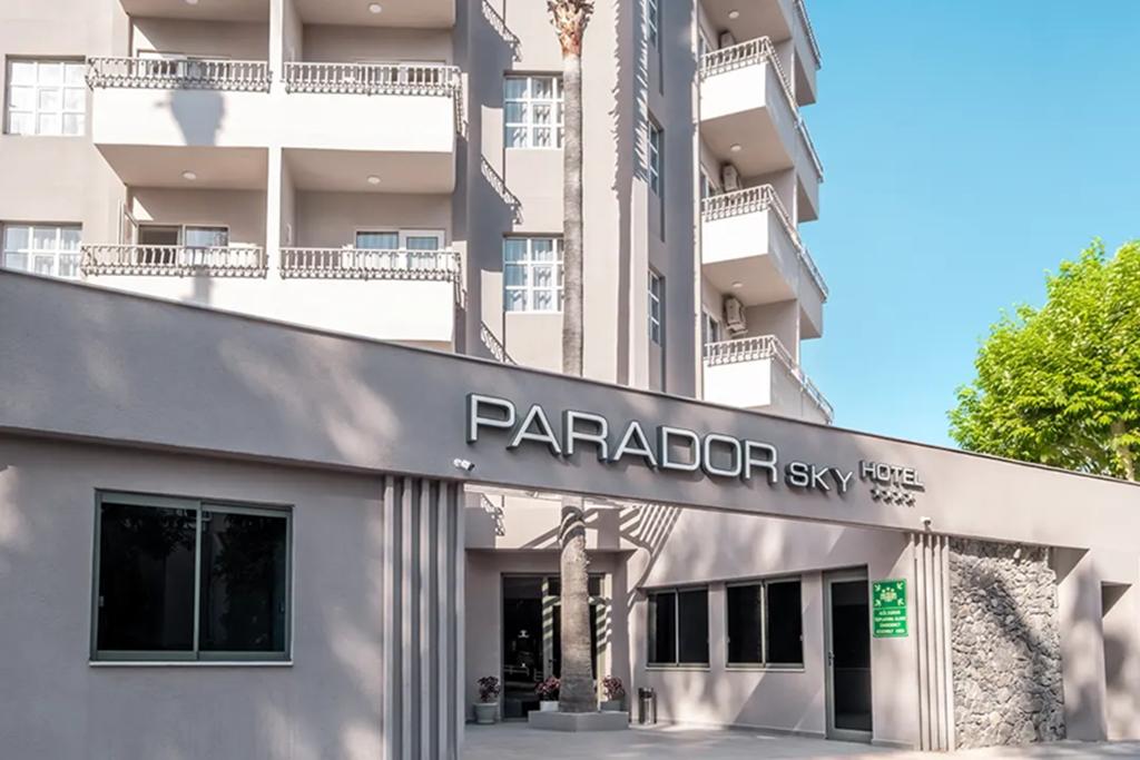 Parador Sky Hotel 4*