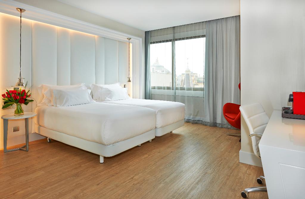 Double Premium Queen Bed