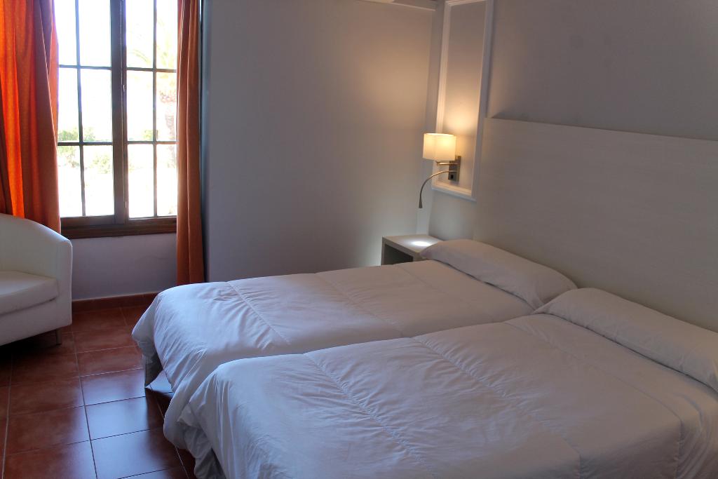 Hotel & Apartamentos Bahía Sur