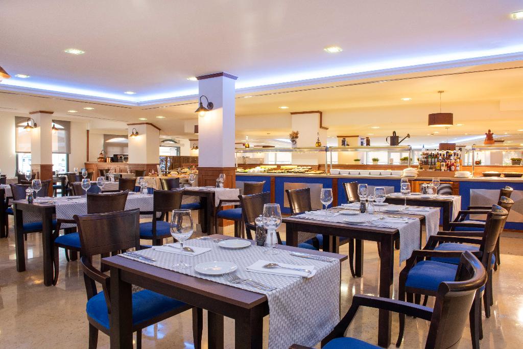 Hotel Hotel Valentin Star Menorca - Adults Only, Spanien, Cala'n Bosch. Großes 2
