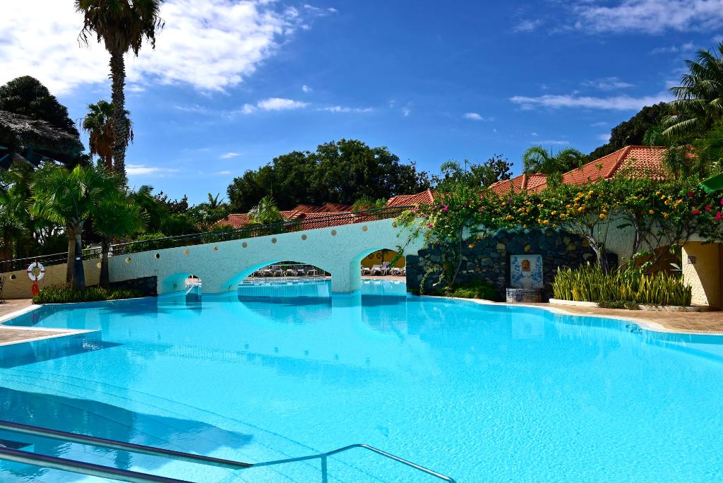 Pestana Village Garden Hotel