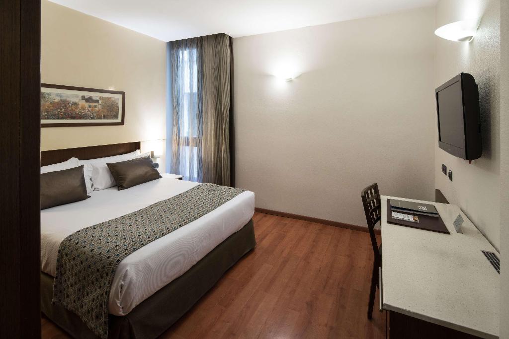 hotel-thumb