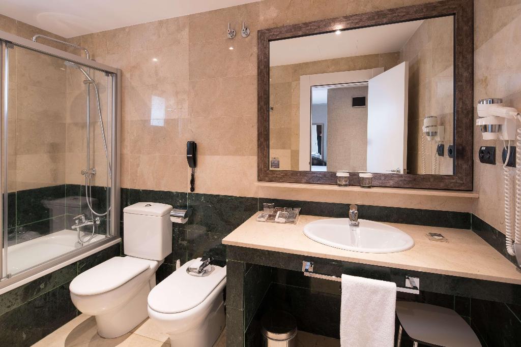 hotel-thumb