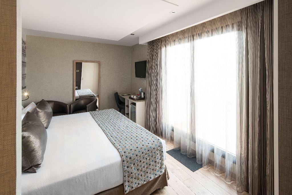 hotel-thumb