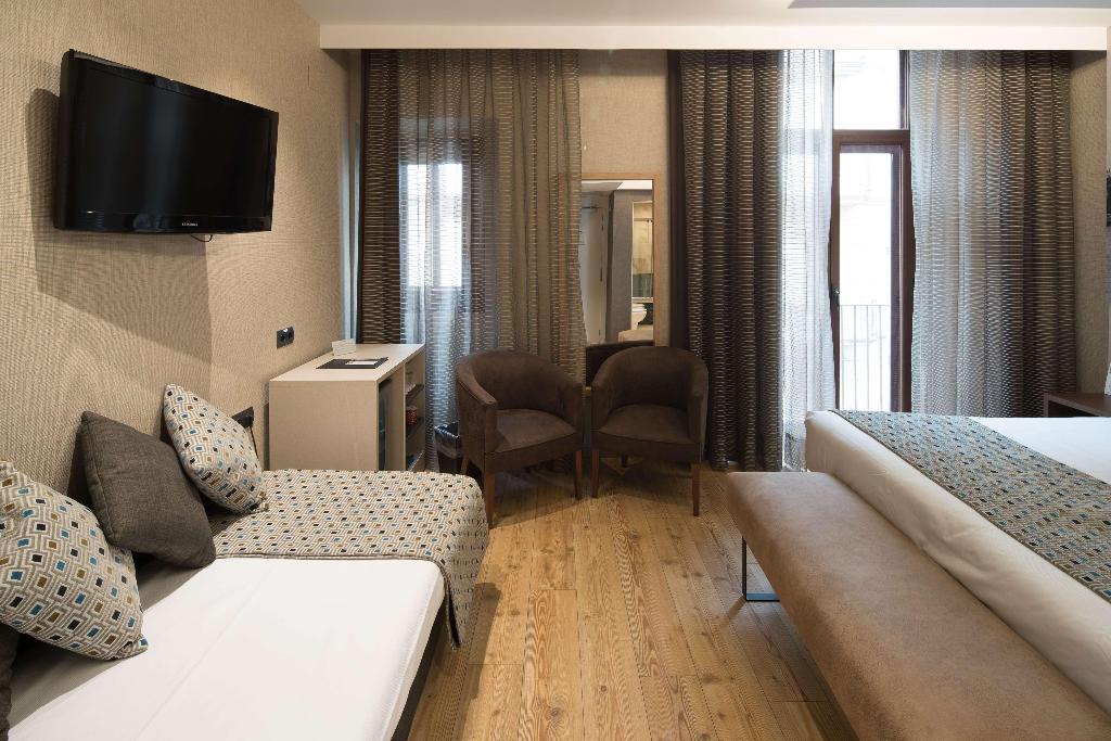 hotel-thumb