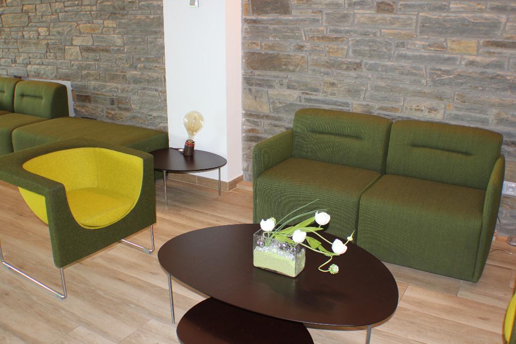 Kandahar - Lobby