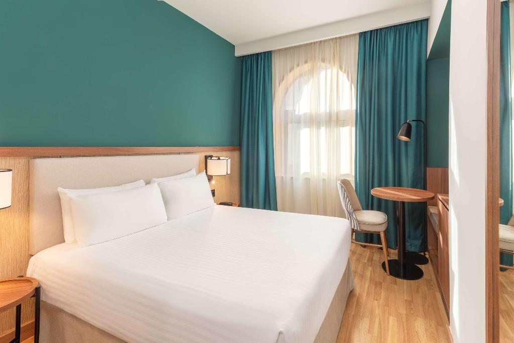 Hotel Elche Centro Affiliated by Melia