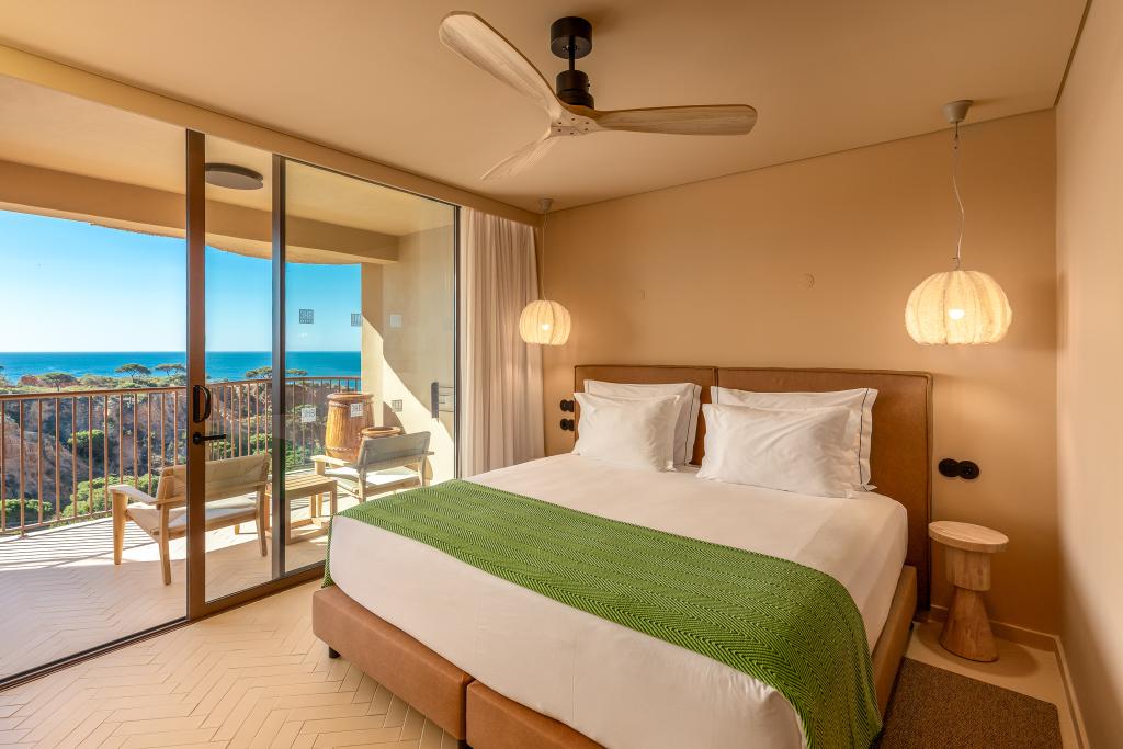 Gallribild av 3hb Falesia Beach