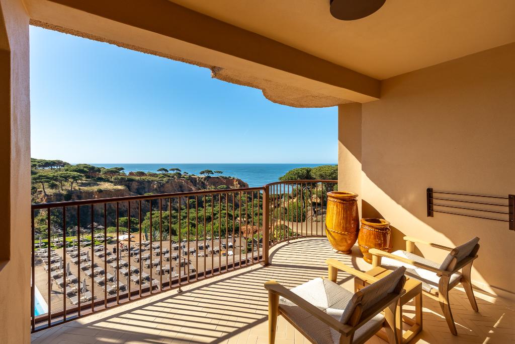 Gallribild av 3hb Falesia Beach